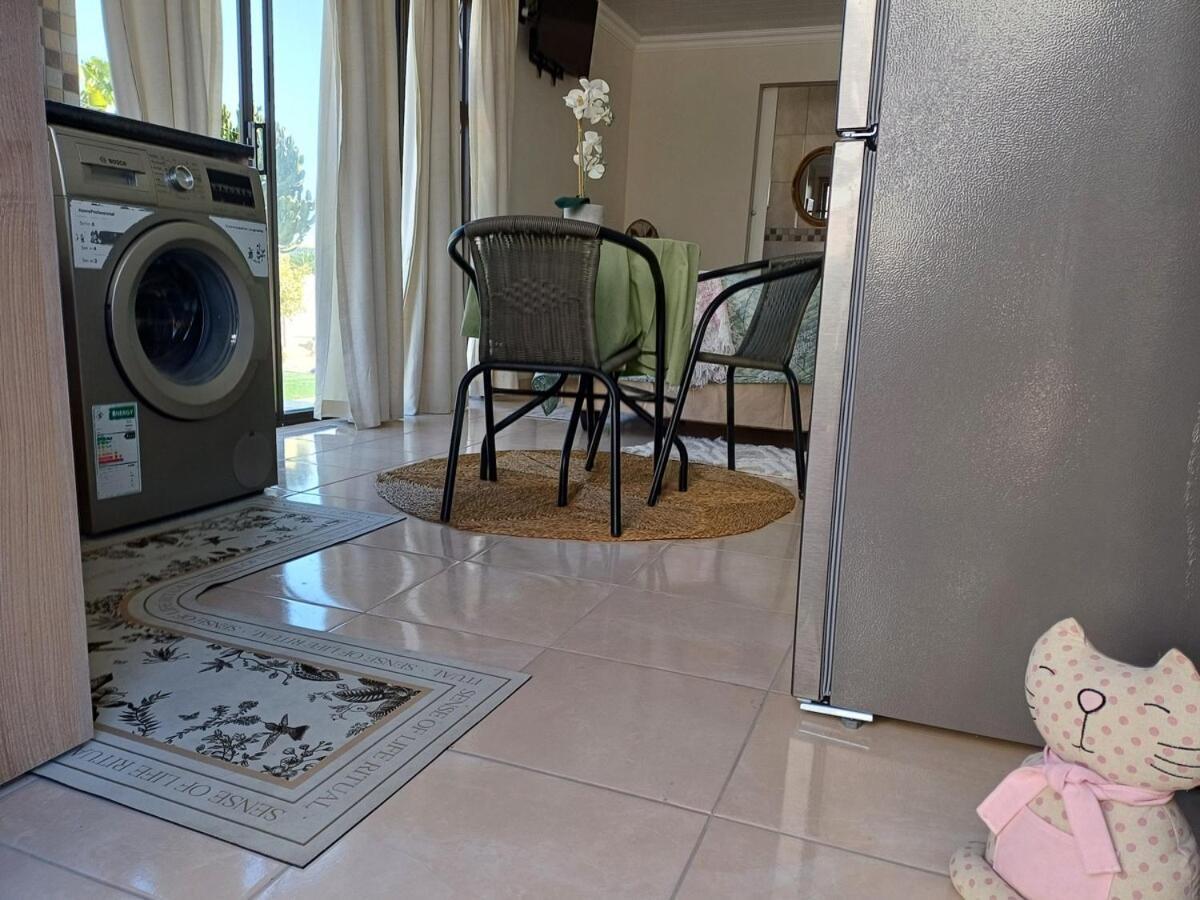 Apartment Stylish In Tableview With Pool Access *